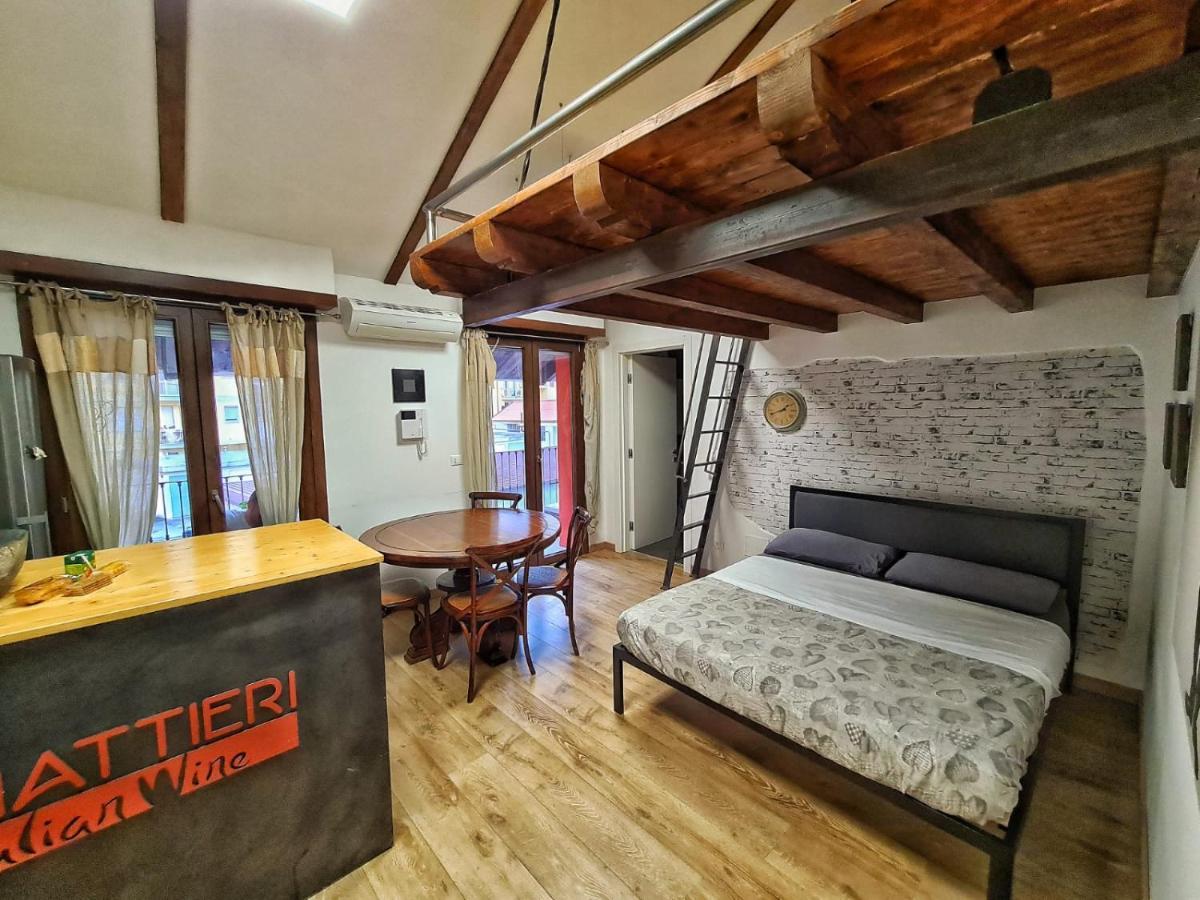 Regis B&B Appartamenti Centro Storico Кивасо Екстериор снимка