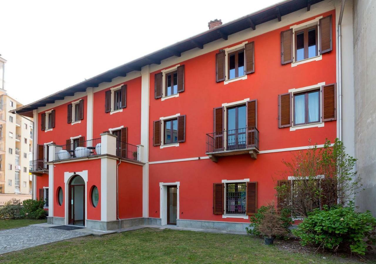 Regis B&B Appartamenti Centro Storico Кивасо Екстериор снимка